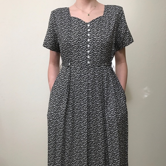 vintage button dress